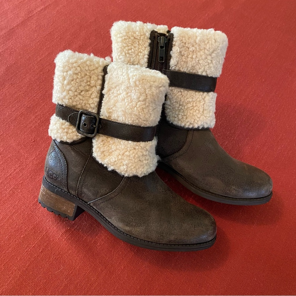 UGG Women's Blayre II Leather Ankle Boots Espresso Brown EUC Size 6 US